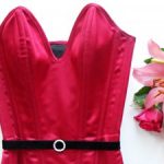 What Makes You A Fiery Vixen: Pros & Cons of Overbust Corset